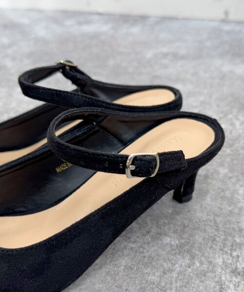 fredy emue（フレディエミュ）の「【販売後5分で完売！/haruセレクト】フェイクスエードアンクルベルトヒール（パンプス・レディース・ブラック・M/L/S）」の15枚目の写真