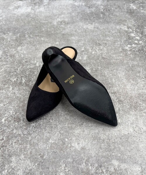 fredy emue（フレディエミュ）の「【販売後5分で完売！/haruセレクト】フェイクスエードアンクルベルトヒール（パンプス・レディース・ブラック・M/L/S）」の16枚目の写真