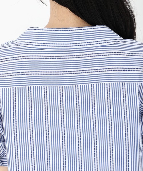 STRAWBERRY-FIELDS（ストロベリーフィールズ）の「キャンディストライプ＿ストライプパール釦ブラウス　シャツ・ブラウス（シャツ/ブラウス・レディース・ロイヤルブルー/ブラック/オフホワイト・2）」の8枚目の写真