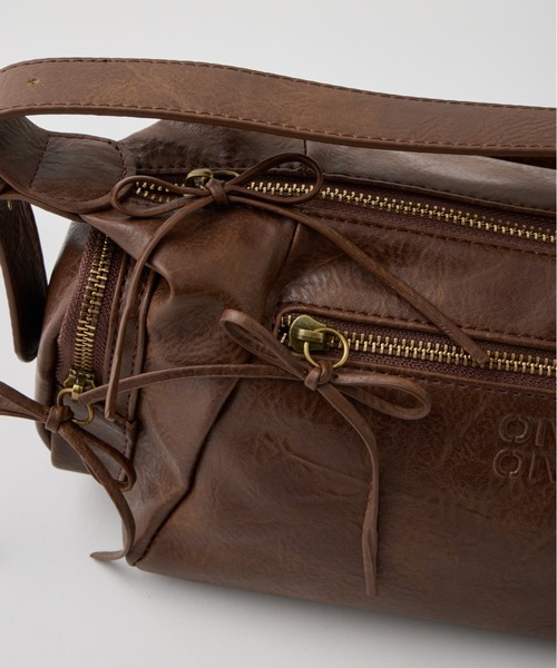 OLIVE des OLIVE（オリーブデオリーブ）の「【デイリー使いにも◎】リボンホーボーバッグ（ショルダーバッグ・レディース・アイボリー/グレー/ダークブラウン・FREE）」の8枚目の写真