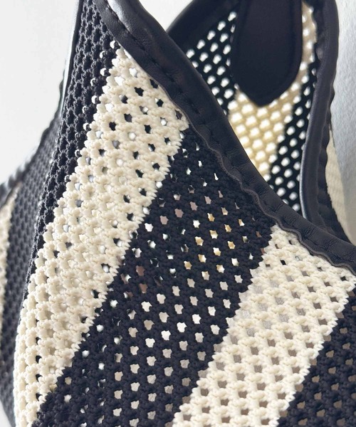 PICCIN（ピッチン）の「パイピングバケツバッグ（ハンドバッグ・レディース・ブラック系その他/ベージュ・FREE）」の17枚目の写真