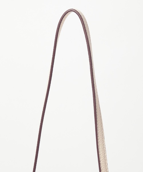 BAYFLOW（ベイフロー）の「[収納力抜群]軽量ウォレットショルダー（ショルダーバッグ・レディース・アイボリー/ブラック/シルバー・FREE）」の17枚目の写真