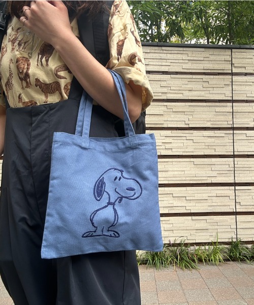 sanrio(サンリオ)の「sanrio/サンリオ 刺繍ミニトート(トートバッグ・レディース・ラベンダー/ピンク/レッド/アイボリー/ライトブルー・ONE SIZE)」の12枚目の写真
