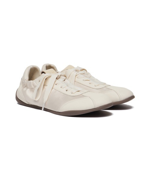 セール】SCRUNCH LACE UP FLAT SNEAKERS（スニーカー）｜clor