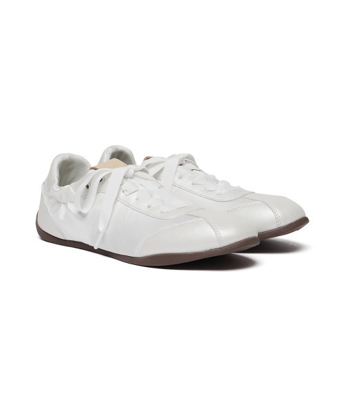 SCRUNCH LACE UP FLAT SNEAKERS（スニーカー）｜clor（クロル