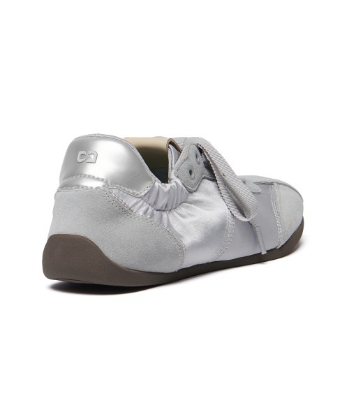 clor(クロル)の「SCRUNCH LACE UP FLAT SNEAKERS(スニーカー・レディース・ブラウン/ベージュ/グレー/ブラック/ピンク/クリーム・23.0cm/23.5cm/24.0cm/24.5cm/25.0cm/25.5cm)」の20枚目の写真