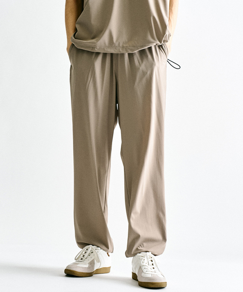 417 EDIFICE(フォーワンセブンエディフィス)の「《追加》"超冷感" UVCUT Freezetec ジョグパンツ(その他パンツ・メンズ・ベージュ/ブラック/チャコールグレー・SMALL/MEDIUM/LARGE)」の12枚目の写真