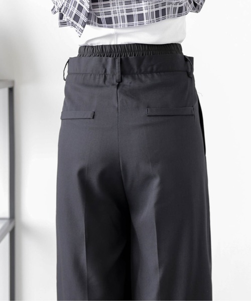 La-gemme(ラジェム)の「レイヤードワイドパンツ(その他パンツ・レディース・グレイッシュベージュ/ブラック/オフホワイト/ブラウン・L/M)」の16枚目の写真