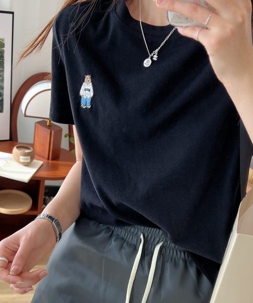 ROOPTOKYO(ループトウキョウ)の「ベア刺繍半袖Tシャツ(Tシャツ/カットソー・レディース・ブラック/グレー・FREE)」の3枚目の写真