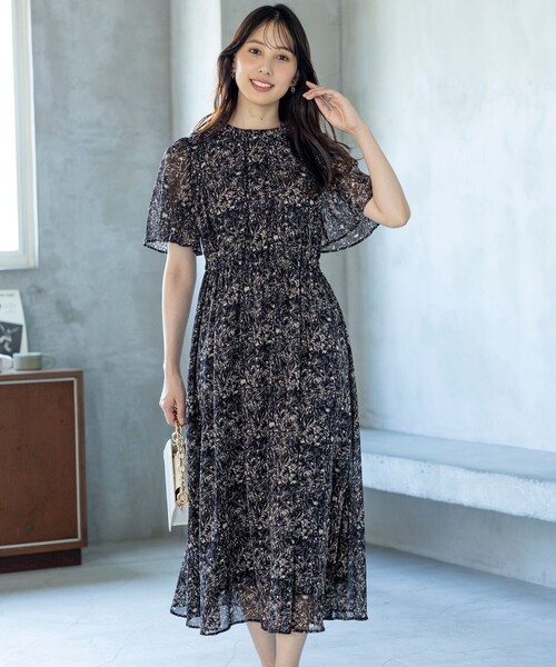 ANY SIS（エニィスィス）の「【洗える】プリント ワンピース（ワンピース・レディース・ブラック系4/アイボリー系4・SMALL/MEDIUM/LARGE）」の6枚目の写真