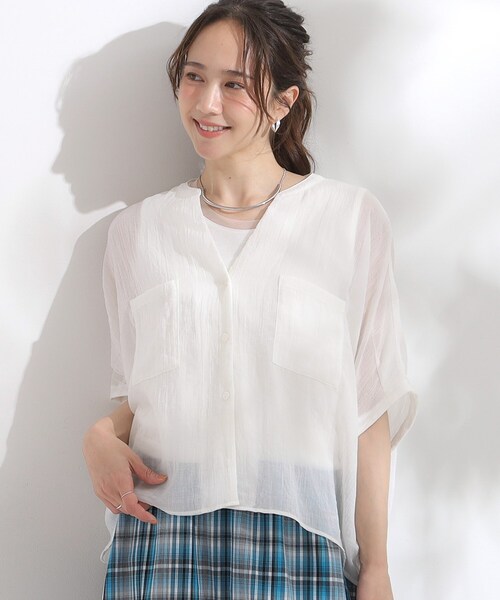 Cutie Blonde（キューティーブロンド）の「程よいシアー感 ポケットドルマン5分袖シャツ（シャツ/ブラウス・レディース・ブラック/オレンジ/ブルー系その他/ホワイト/ライトグリーン/ピンク/ダークブラウン・00）」の2枚目の写真