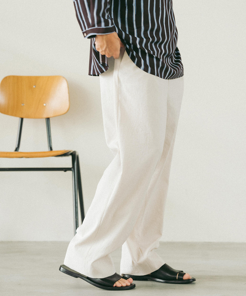 EDIFICE（エディフィス）の「ドライシャンタン 1タック イージーパンツ（スラックス・メンズ・ネイビー/キャメル/ブラック/アイボリー・SMALL/MEDIUM/LARGE）」の17枚目の写真