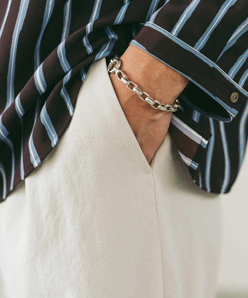 EDIFICE（エディフィス）の「ドライシャンタン 1タック イージーパンツ（スラックス・メンズ・ネイビー/キャメル/ブラック/アイボリー・SMALL/MEDIUM/LARGE）」の19枚目の写真