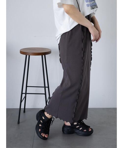 ehka sopo(エヘカソポ)の「メローナロースカート(スカート・レディース・オレンジ/ライトベージュ/チャコールグレー・F)」の2枚目の写真