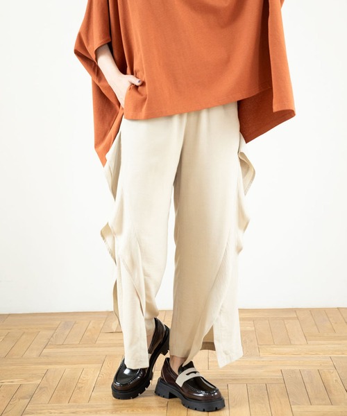 OSMOSIS（オズモーシス）の「フリル切替パンツ（その他パンツ・レディース・ライトベージュ/カーキ/ブラック・ONE SIZE）」の3枚目の写真