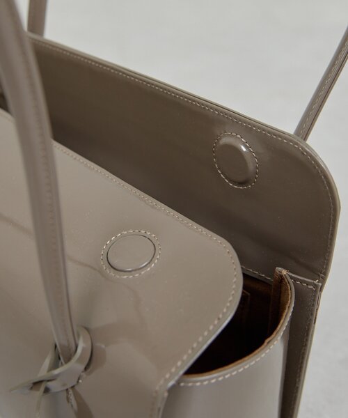 GALLARDAGALANTE（ガリャルダガランテ）の「【2.718】ボックスフラップバッグ（トートバッグ・レディース・グレー/オフホワイト・FREE）」の9枚目の写真