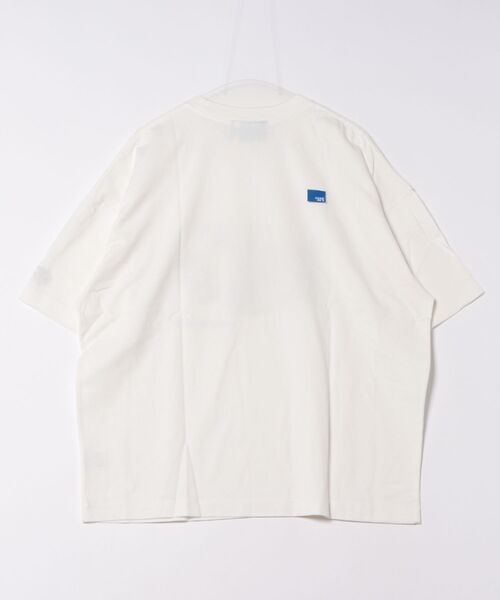 GEORGE'S(ジョージズ)の「CAT&DOGパロディTシャツ(Tシャツ/カットソー・メンズ・ホワイト系3/ホワイト系1/ホワイト系2・MEDIUM/LARGE)」の4枚目の写真