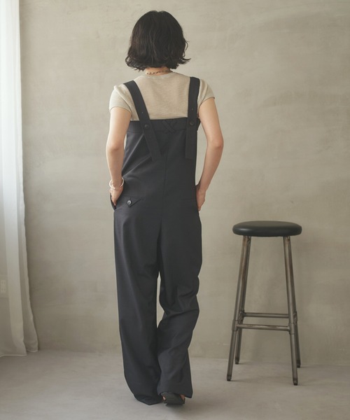 LAULEN(ローレン)の「pocket detail slacks salopette /ポケットディテールスラックスサロペットパンツ(サロペット/オーバーオール・レディース・チャコールグレー・FREE)」の4枚目の写真