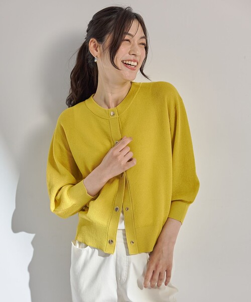 ANY(エニィ)の「シアーニットショートカーディガン(カーディガン/ボレロ・レディース・ブラック系/アイボリー系/ダークグリーン系/イエロー系・F)」の17枚目の写真