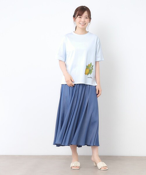 LAURA ASHLEY（ローラアシュレイ）の「【接触冷感/UVカット／コットン100％】レモン グローブ柄 Tシャツ（Tシャツ/カットソー・レディース・サックスブルー/オフホワイト・40/38）」の11枚目の写真