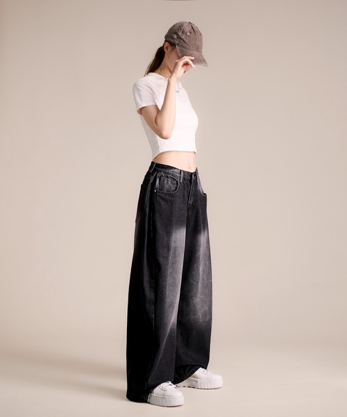 MAISON SELECT（メゾンセレクト）の「7A4 サイドタック ワイドデニム（デニムパンツ・レディース・ライトブルー/ブラック/ブルー/ブルー系その他・L/XL/S/M）」の20枚目の写真