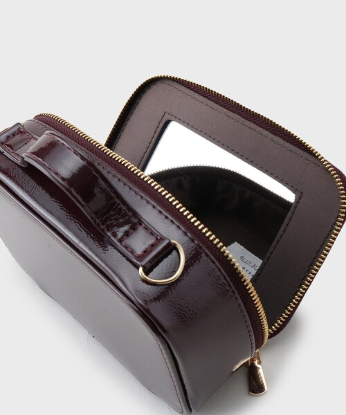 OPAQUE.CLIP（オペークドットクリップ）の「【2WAY/ミラー付き】エナメルバニティーポーチ（ポーチ・レディース・ブラウン系その他/ブラック・00）」の11枚目の写真