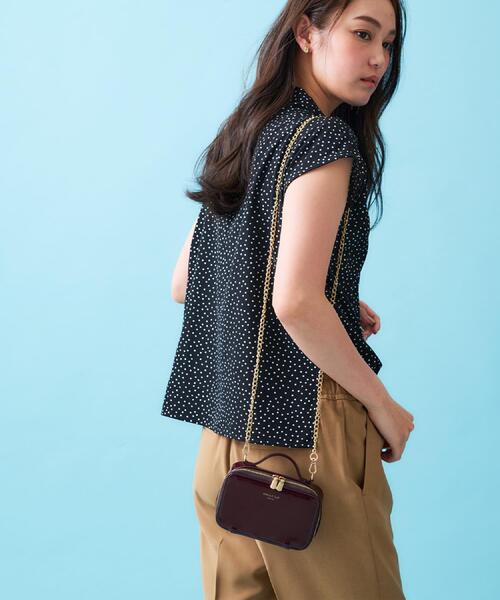 OPAQUE.CLIP（オペークドットクリップ）の「【2WAY/ミラー付き】エナメルバニティーポーチ（ポーチ・レディース・ブラウン系その他/ブラック・00）」の13枚目の写真