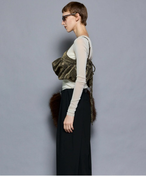 MAISON SPECIAL(メゾンスペシャル)の「Glitter Volume Balloon Bustier/グリッターボリュームバルーンビスチェ(シャツ/ブラウス・レディース・ゴールド/シルバー/ブラック・FREE)」の12枚目の写真