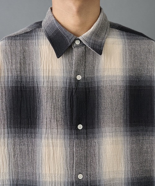 COLONY 2139（コロニートゥーワンスリーナイン）の「シアーオンブレチェック長袖シャツ（シャツ/ブラウス・メンズ・ブラック/ブルー・MEDIUM/LARGE）」の14枚目の写真