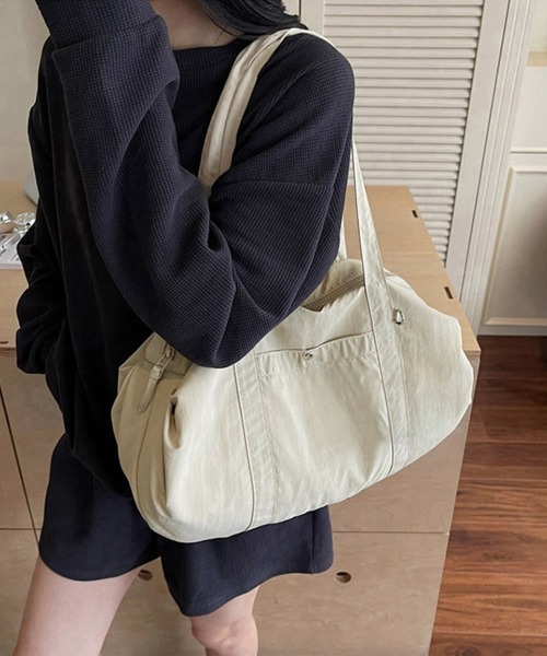 Miniministore(ミニミニストア)の「ナイロントートバッグ 軽量ボストンバッグ(トートバッグ・レディース・ブルー/ブラック/アイボリー/カーキ/スモークピンク/ライトピンク・FREE)」の13枚目の写真