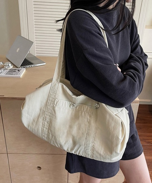 Miniministore(ミニミニストア)の「ナイロントートバッグ 軽量ボストンバッグ(トートバッグ・レディース・ブルー/ブラック/アイボリー/カーキ/スモークピンク/ライトピンク・FREE)」の14枚目の写真