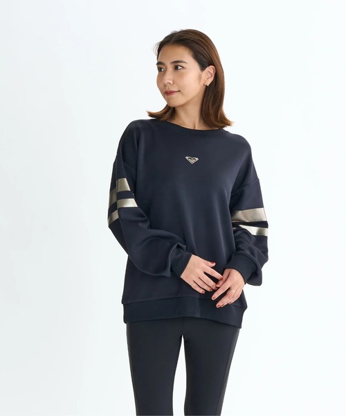 ROXY(ロキシー)の「BRIGHTEN YOUR LIFE P/ロキシー速乾UVケアオーバーサイズロゴワンポイントプルオーバースウェットトレーナー(スウェット・レディース・ホワイト/ブラック/ブルー・LARGE/MEDIUM/SMALL)」の2枚目の写真