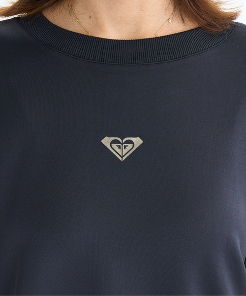 ROXY(ロキシー)の「BRIGHTEN YOUR LIFE P/ロキシー速乾UVケアオーバーサイズロゴワンポイントプルオーバースウェットトレーナー(スウェット・レディース・ホワイト/ブラック/ブルー・LARGE/MEDIUM/SMALL)」の6枚目の写真