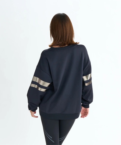 ROXY(ロキシー)の「BRIGHTEN YOUR LIFE P/ロキシー速乾UVケアオーバーサイズロゴワンポイントプルオーバースウェットトレーナー(スウェット・レディース・ホワイト/ブラック/ブルー・LARGE/MEDIUM/SMALL)」の9枚目の写真