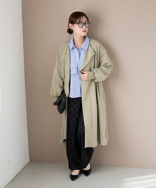 le.coeur blanc（ルクールブラン）の「ドロストノーカラーロングコート（ノーカラーコート・レディース・ブラック/ベージュ・38）」の9枚目の写真