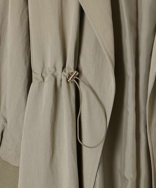 le.coeur blanc（ルクールブラン）の「ドロストノーカラーロングコート（ノーカラーコート・レディース・ブラック/ベージュ・38）」の5枚目の写真