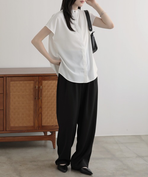 nouvellemoi（ヌーベルモイ）の「比翼フレンチスリーブバンドカラーシャツ（Tシャツ/カットソー・レディース・ブラック/グレイッシュベージュ/ベージュ/アイボリー・S/M/L）」の18枚目の写真