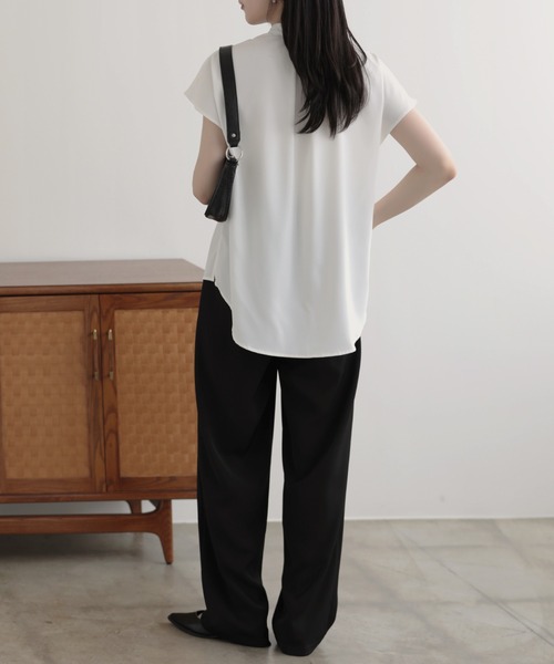 nouvellemoi（ヌーベルモイ）の「比翼フレンチスリーブバンドカラーシャツ（Tシャツ/カットソー・レディース・ブラック/グレイッシュベージュ/ベージュ/アイボリー・S/M/L）」の19枚目の写真