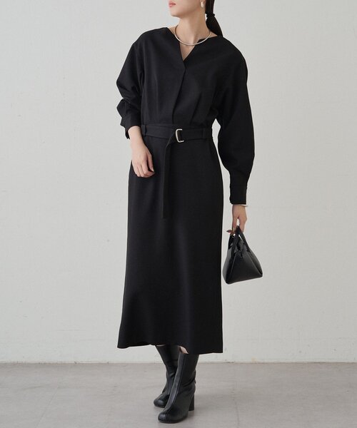 LOUNGEDRESS（ラウンジドレス）の「タックVベルトワンピース（ワンピース・レディース・モカ/ブラック・FREE）」の9枚目の写真