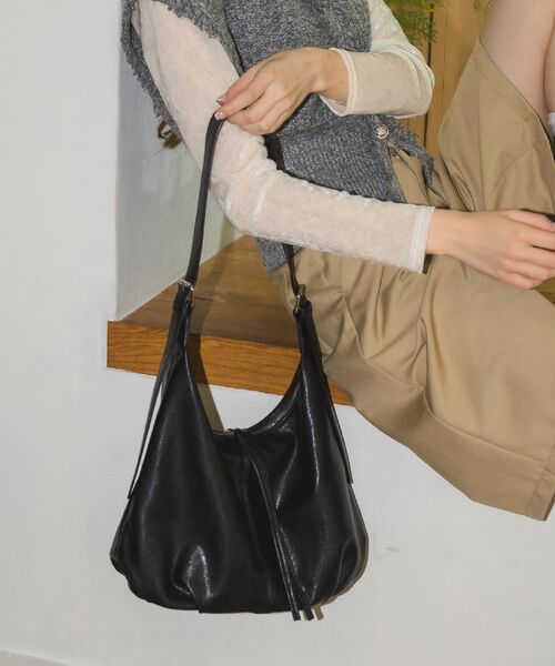 RETRO GIRL（レトロガール）の「BIGショルダーバッグ（ショルダーバッグ・レディース・ブラウン/ブラック・ONE SIZE）」の6枚目の写真