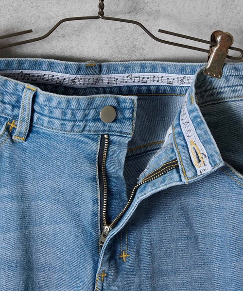 NUMBER (N)INE（ナンバーナイン）の「TAPERED SKINNY DENIM JEANS VINTAGE WASH / テーパード スキニー デニムパンツ ヴィンテージ ウォッシュ（デニムパンツ・メンズ・ライトインディゴブルー・4/3/2）」の7枚目の写真