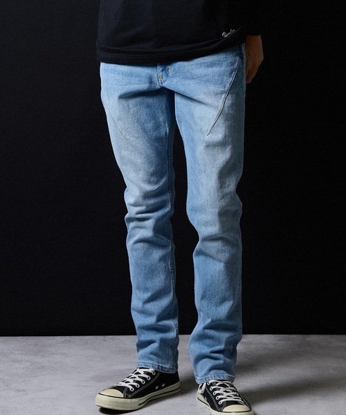 NUMBER (N)INE（ナンバーナイン）の「TAPERED SKINNY DENIM JEANS VINTAGE WASH / テーパード スキニー デニムパンツ ヴィンテージ ウォッシュ（デニムパンツ・メンズ・ライトインディゴブルー・4/3/2）」の11枚目の写真