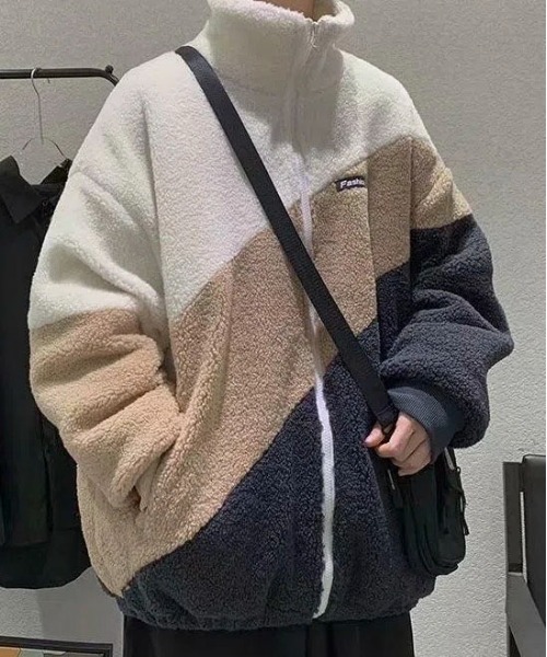 link lot(リンクロット)の「ボアフリースカラーブロック切り替えジャケット(ブルゾン・メンズ・ベージュ/ブルー・M)」の7枚目の写真