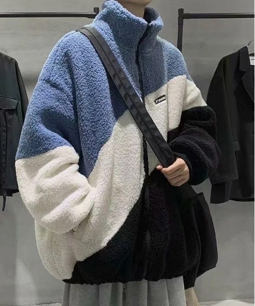 link lot(リンクロット)の「ボアフリースカラーブロック切り替えジャケット(ブルゾン・メンズ・ベージュ/ブルー・M)」の14枚目の写真