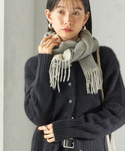 SHIPS（シップス）の「カシミヤ リバーシブル マフラー（マフラー・レディース・オフホワイト/ダークグレー/ライトグレー/ベージュ系/ピンク/ライトブルー・ONE SIZE）」の20枚目の写真