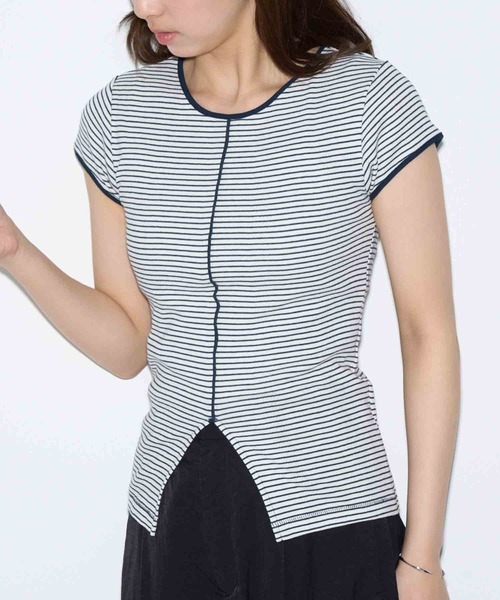 MILLER（ミラー）の「【Robert P. Miller】パネルリブ スリットTシャツ S/S RM261-2263（Tシャツ/カットソー・レディース・ブルー/アイボリー/ブラック/イエロー/ネイビー/レッド/ライトグレー/ブラウン/グリーン/その他5/その他3/その他2/レッド系その他2/その他4/その他6/マルチ・FREE）」の6枚目の写真