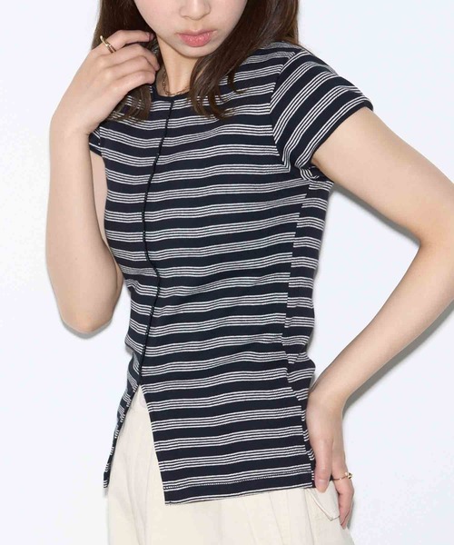 MILLER（ミラー）の「【Robert P. Miller】パネルリブ スリットTシャツ S/S RM261-2263（Tシャツ/カットソー・レディース・ブルー/アイボリー/ブラック/イエロー/ネイビー/レッド/ライトグレー/ブラウン/グリーン/その他5/その他3/その他2/レッド系その他2/その他4/その他6/マルチ・FREE）」の11枚目の写真
