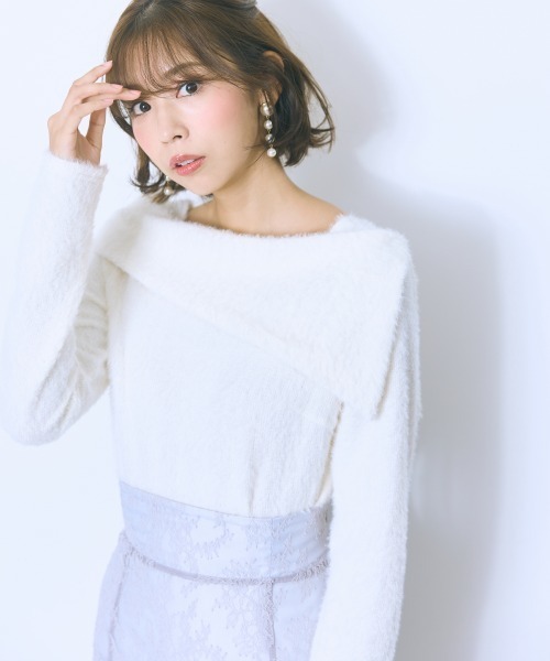 marun（マルン）の「＜大きいサイズ＞シャギー調オフショルダーニットソー marun（ニット/セーター・レディース・ブラック/パープル/オフホワイト・5L/4L/3L/LL/L）」の5枚目の写真