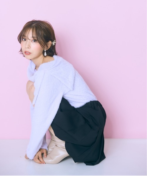 marun（マルン）の「＜大きいサイズ＞シャギー調オフショルダーニットソー marun（ニット/セーター・レディース・ブラック/パープル/オフホワイト・5L/4L/3L/LL/L）」の12枚目の写真