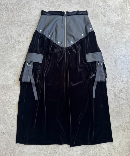 LHELBIE（レルビエ）の「ベロア×合皮ワークスカート（スカート・レディース・ブラウン/ブラック・M）」の13枚目の写真